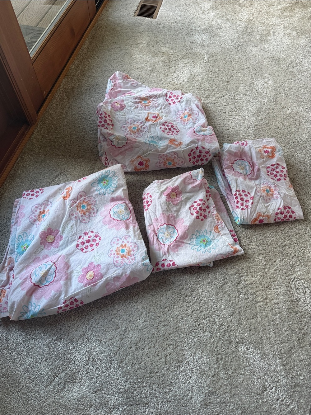 Pottery Barn Kids QN sheet set